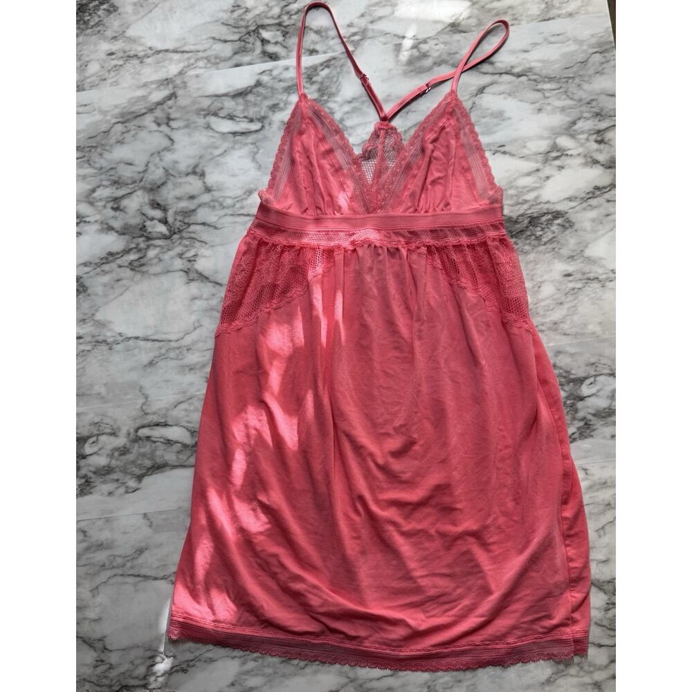 Victoria's Secret Babydoll Slip Size XS Pink Nightgown Lace Satin Silky Soft